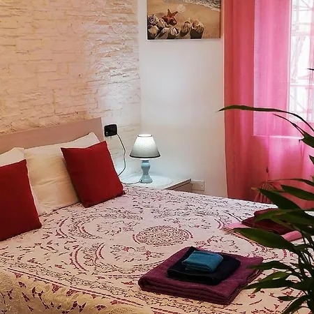 Sunshine House Bed & Breakfast